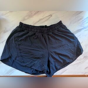 LULULEMON Track That Mid-Rise, 5in, short, size 12
